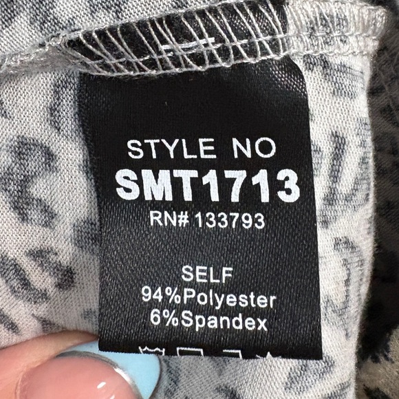 POL Leopard Print Lace Back Button-Front Cami Tank Top – Size S - Picture 4 of 4